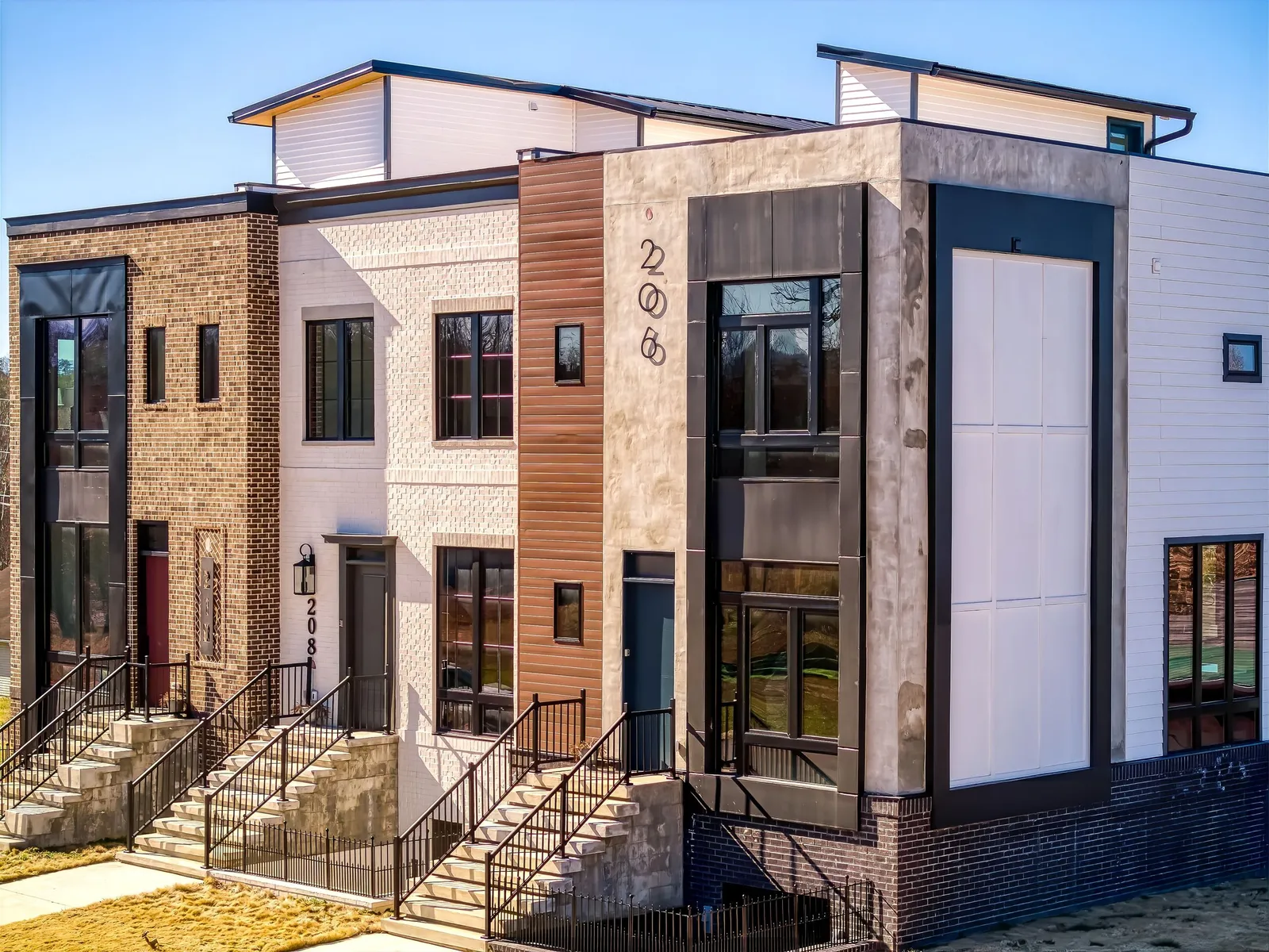 MOUNTAIN MODERN ESCAPE