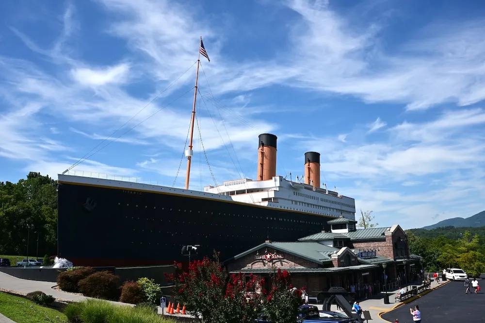the titanic museum in Pigeon Forge Tennessee