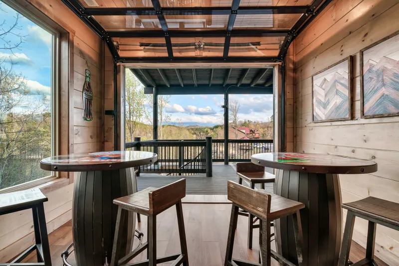 MOUNTAIN MASTERPIECE