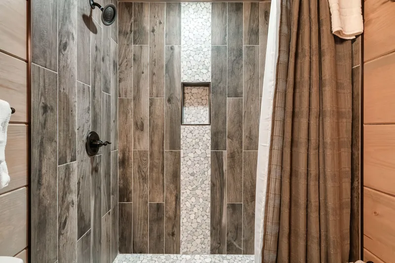 MOUNTAIN MASTERPIECE