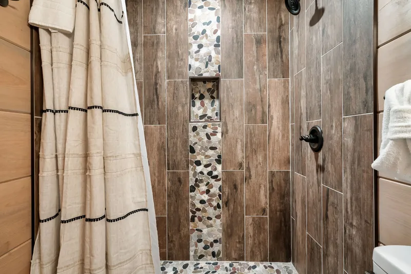 MOUNTAIN MASTERPIECE