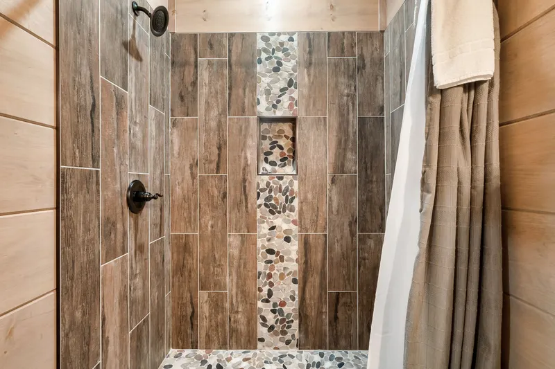 MOUNTAIN MASTERPIECE