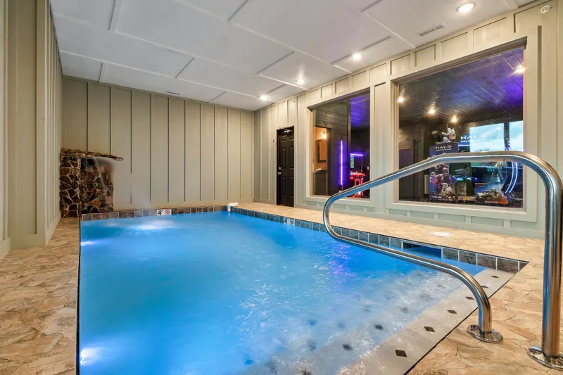 MOUNTAIN MASTERPIECE