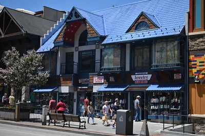 downtown gatlinburg strip