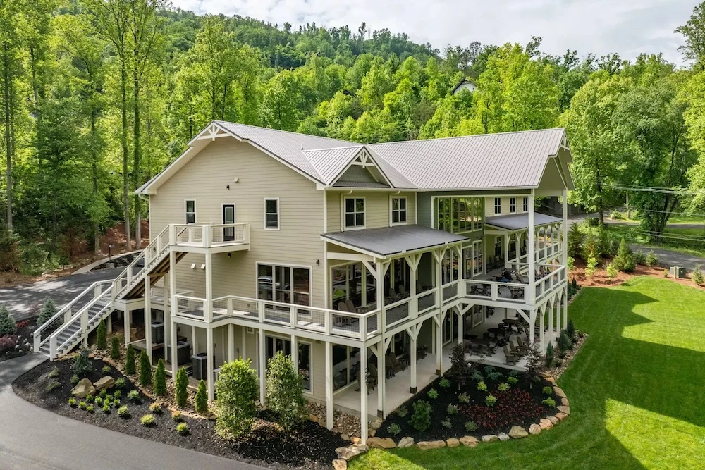great elkmont lodge is one of our luxury cabins in pigeon forge