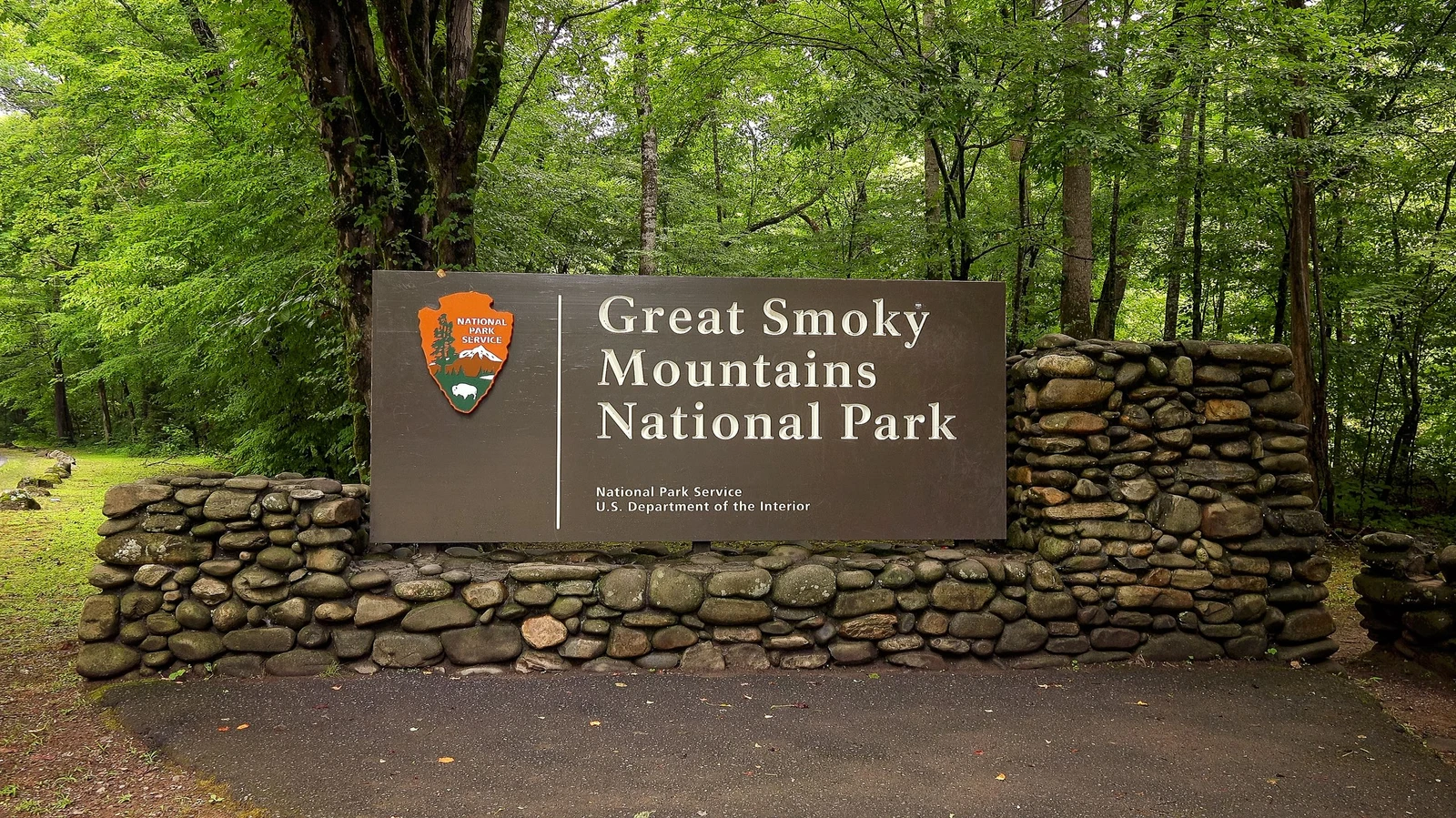SUMMIT RIDGE RESORT