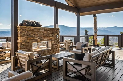 lucid dreams lodge is one of our large cabins in the Smokies perfect for family gatherings