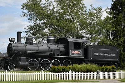 dollywood express train is near our Pigeon Forge cabins near Dollywood