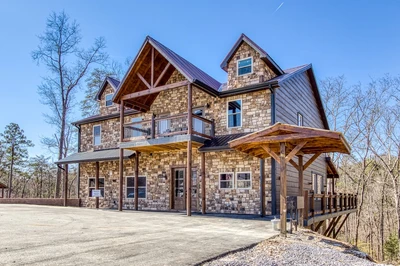hibernation splash is one of our large group cabins in Pigeon Forge and Gatlinburg