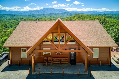 summit vista lodge is one of our luxury cabin rentals in Pigeon Forge TN
