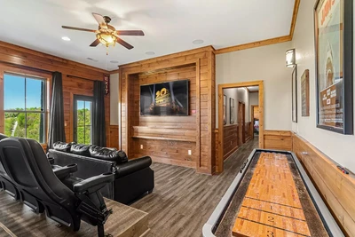 summit ridge resort is one of our large cabin rentals in Gatlinburg